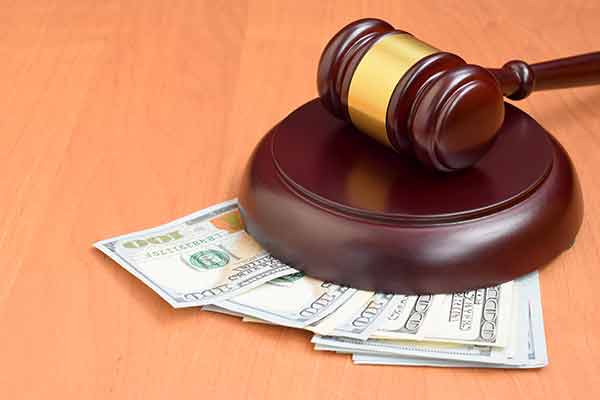 DUI lawyer cost
