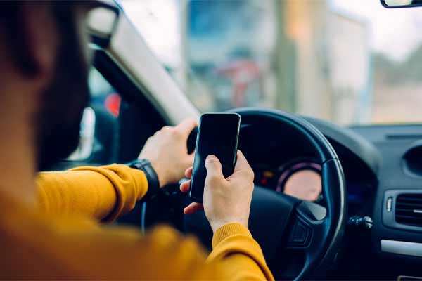 Types of Distractions While Driving
